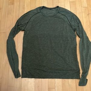 Lululemon metal vent tech long sleeve size XL